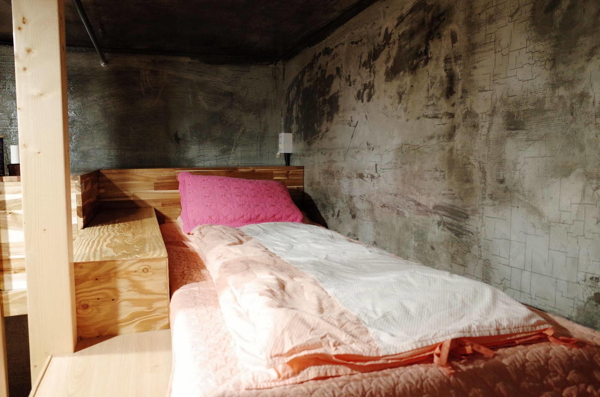 Bong Backpackers Hostel Seoul Bagian luar foto