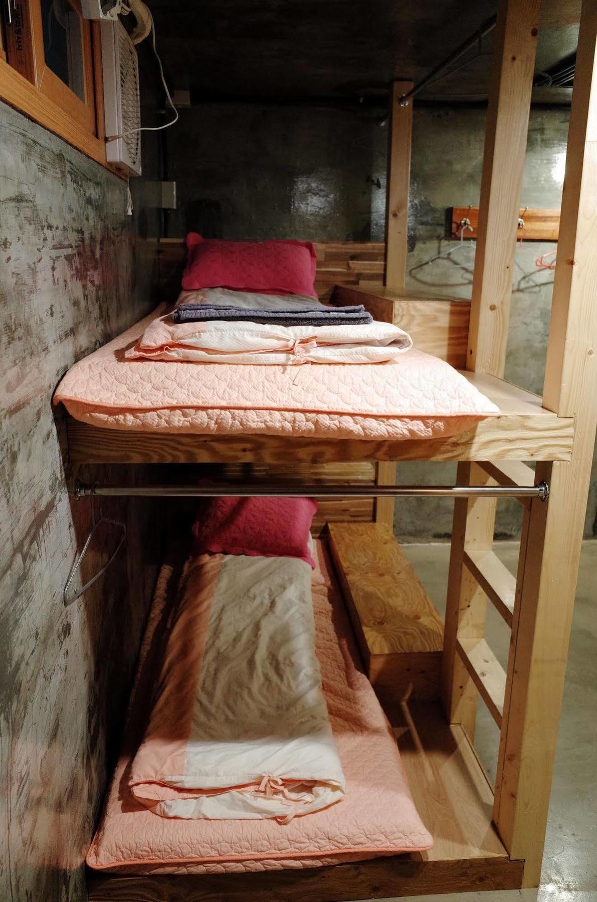 Bong Backpackers Hostel Seoul Bagian luar foto